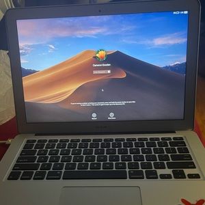 MacBook Air 2012 Silver